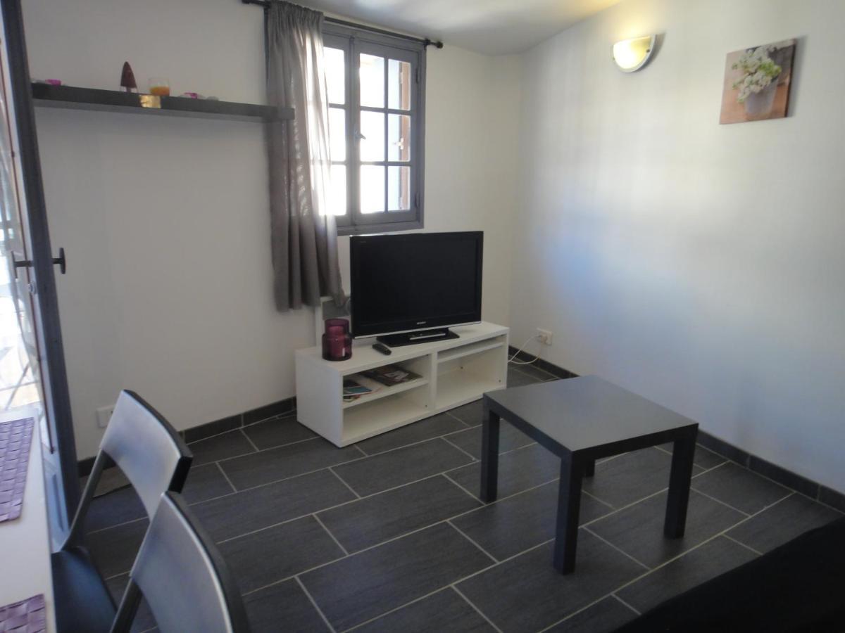 Le Petit Balcon De Cassis Daire Dış mekan fotoğraf